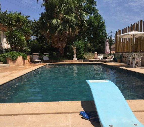 Soleil – Piscine – Relaxation – Détente